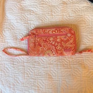 Vera Bradley wristlet wallet